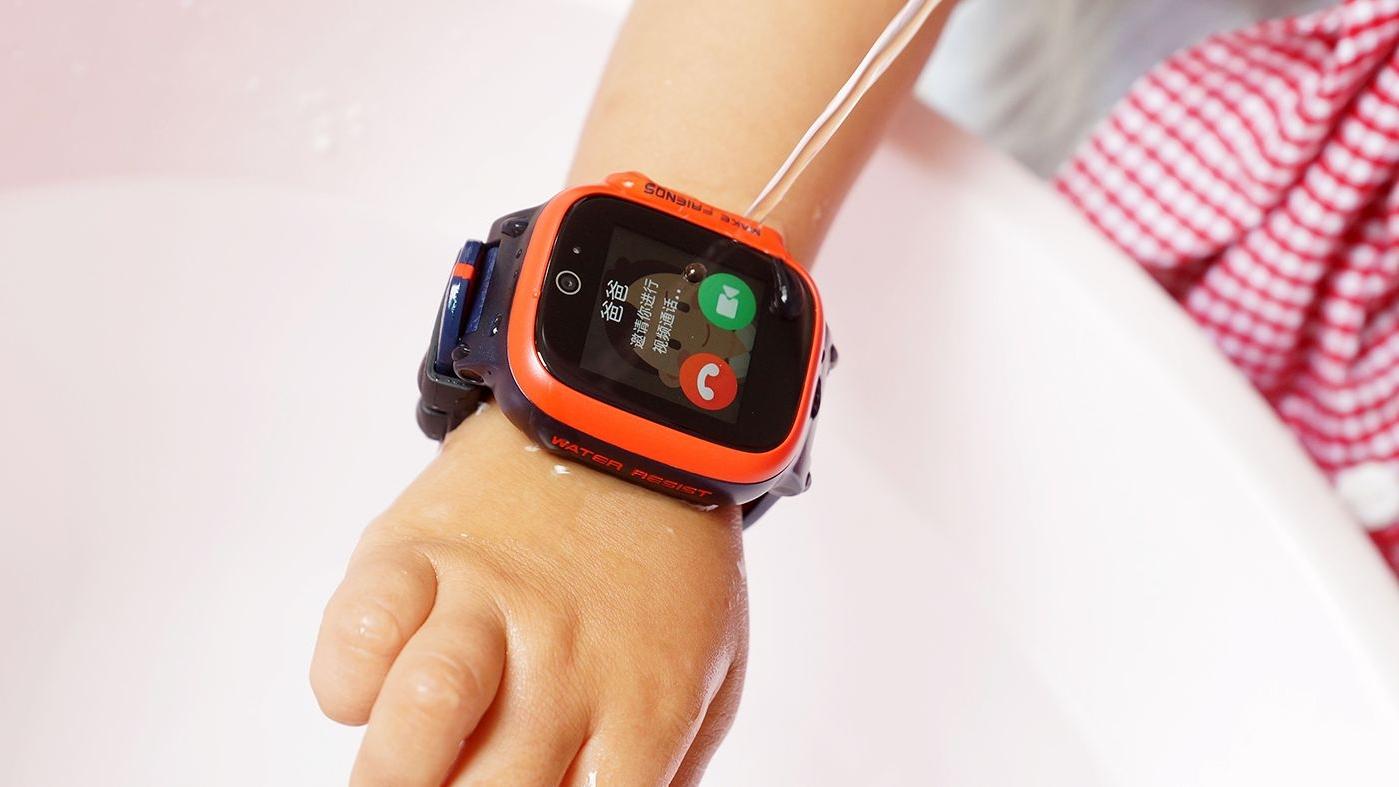 小天才y03学生智能手表采用4g双向通话通讯更加稳定