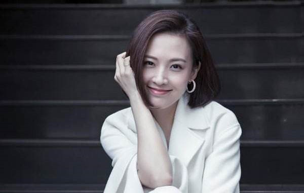 郑罗茜,2月23日出生于福建省福州市台江区,中国内地女演员,毕业于北京