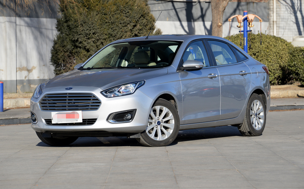 长安福特福睿斯,外观时尚大气,内饰优雅简约