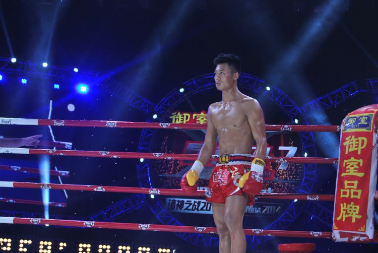 为打祖耶夫,"野狼"焦富开每天跑一万米