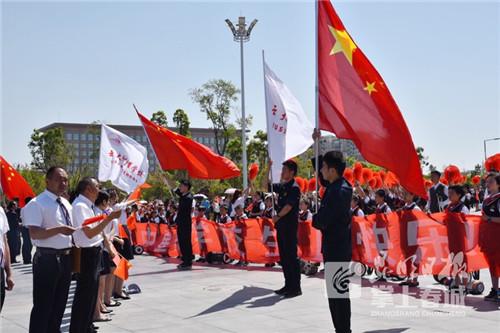 万人快闪过校庆!云大附中星耀学校"生日快乐"