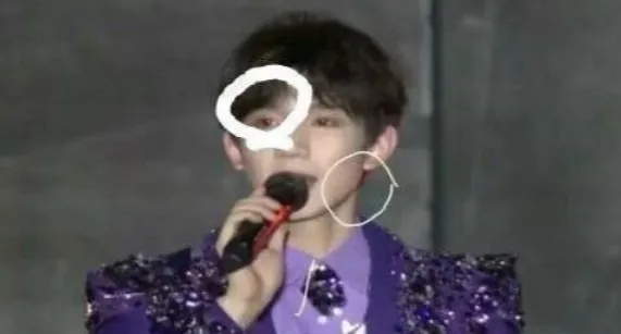 黑粉有多可怕?蔡徐坤遭激光笔险失明,易烊千玺的让人愤怒