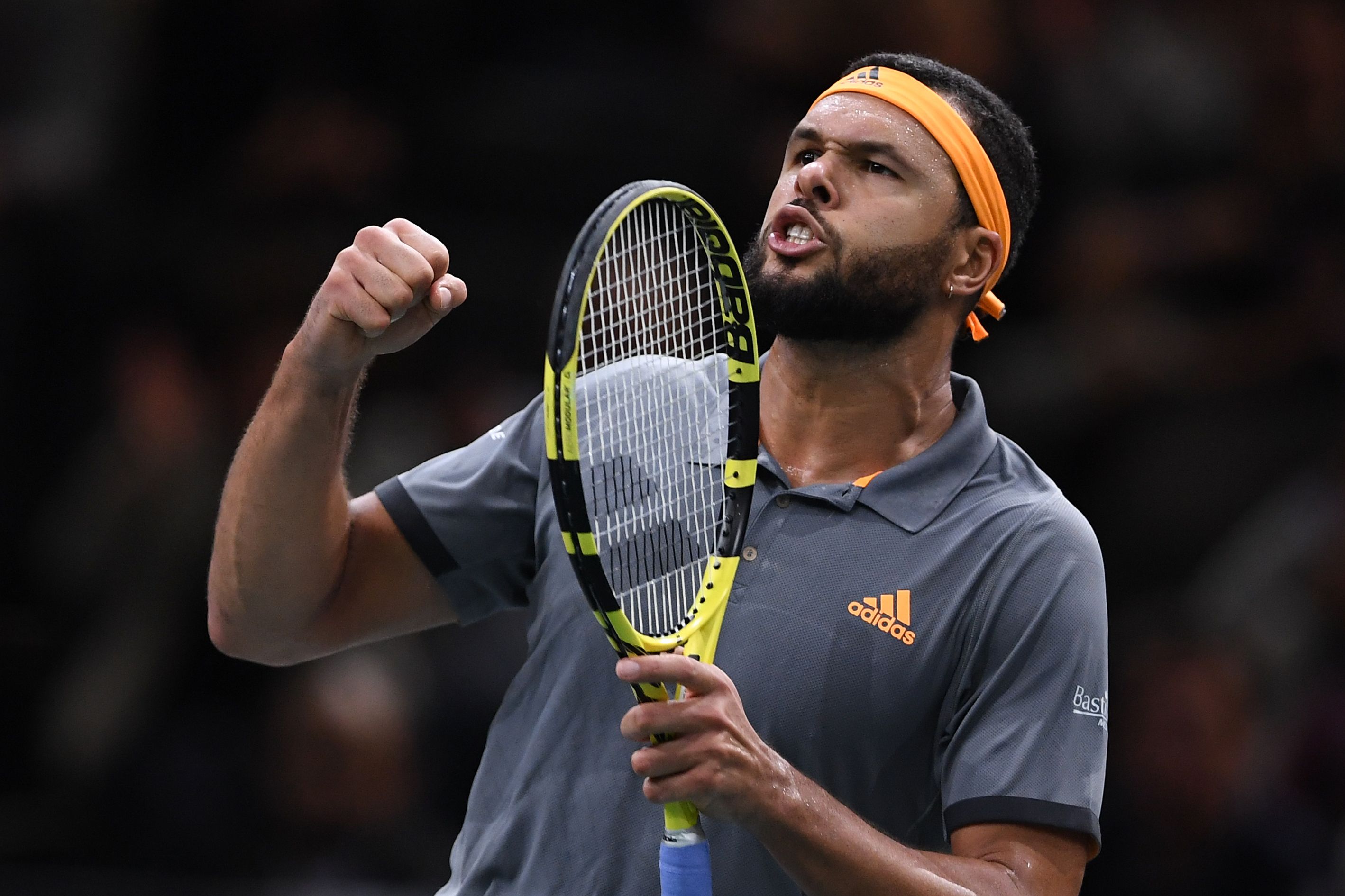 网球——巴黎大师赛:特松加胜卢布廖夫