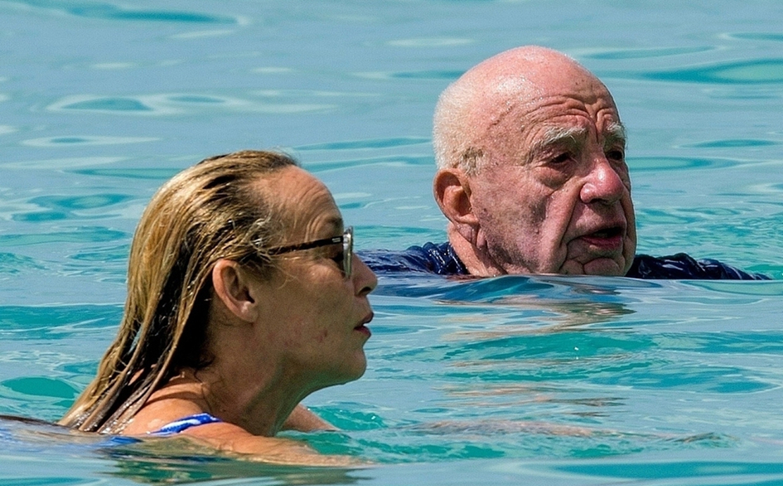 2019年1月5日,默多克(rupert murdoch)和妻子杰瑞·霍尔(jerry hall)