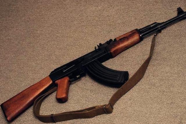 刺激战场:没有98k时,最适合打远程的5把枪!图5是大神最爱