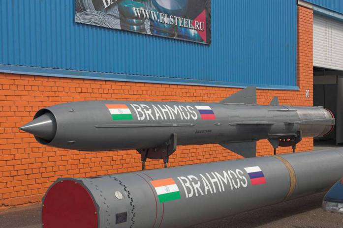 印度首款高超音速导弹明年诞生,以布拉莫斯为基础,硬改而来的
