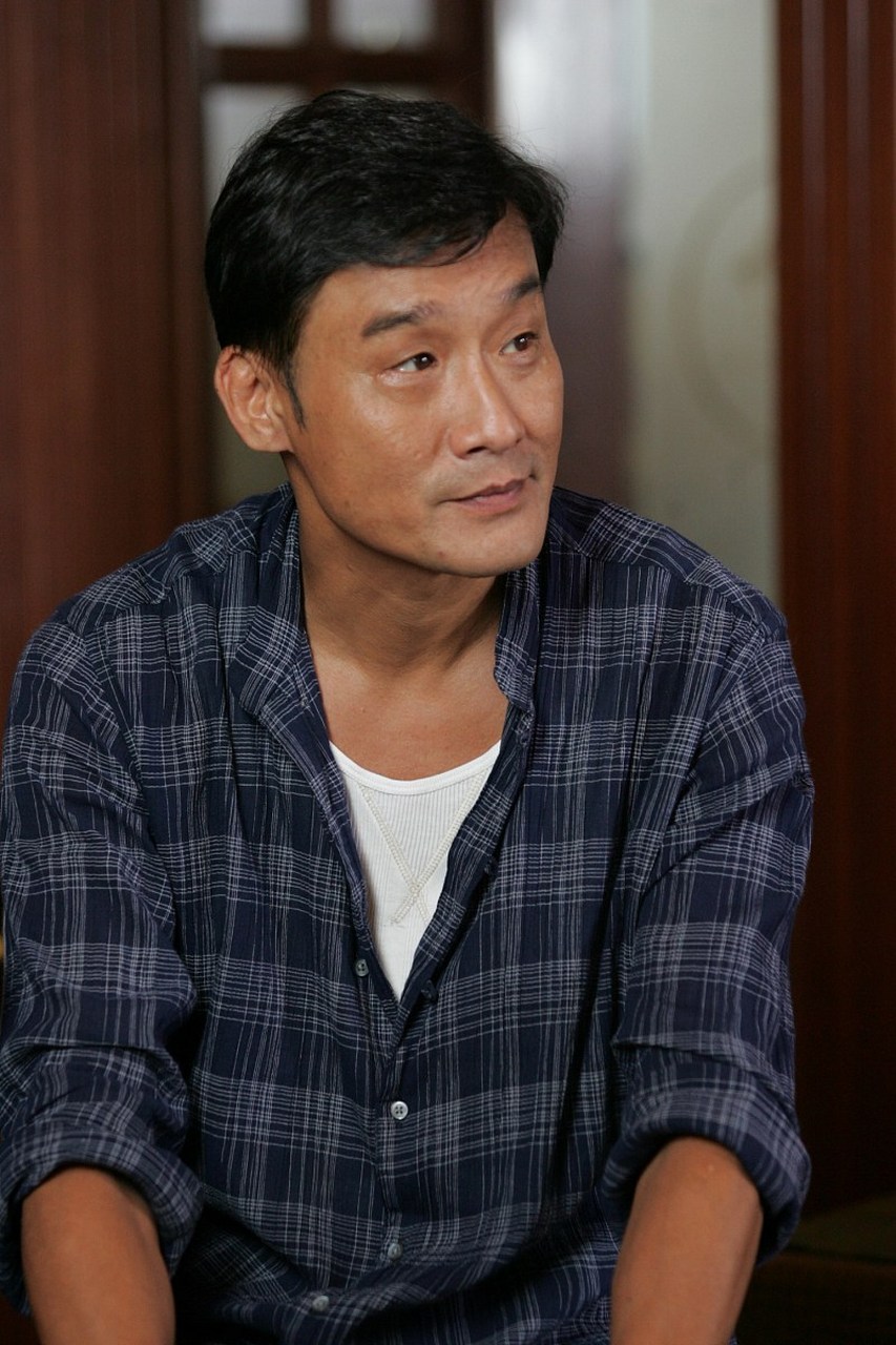 最近,香港演员梁家辉的一番言论引起了网友们的热议.