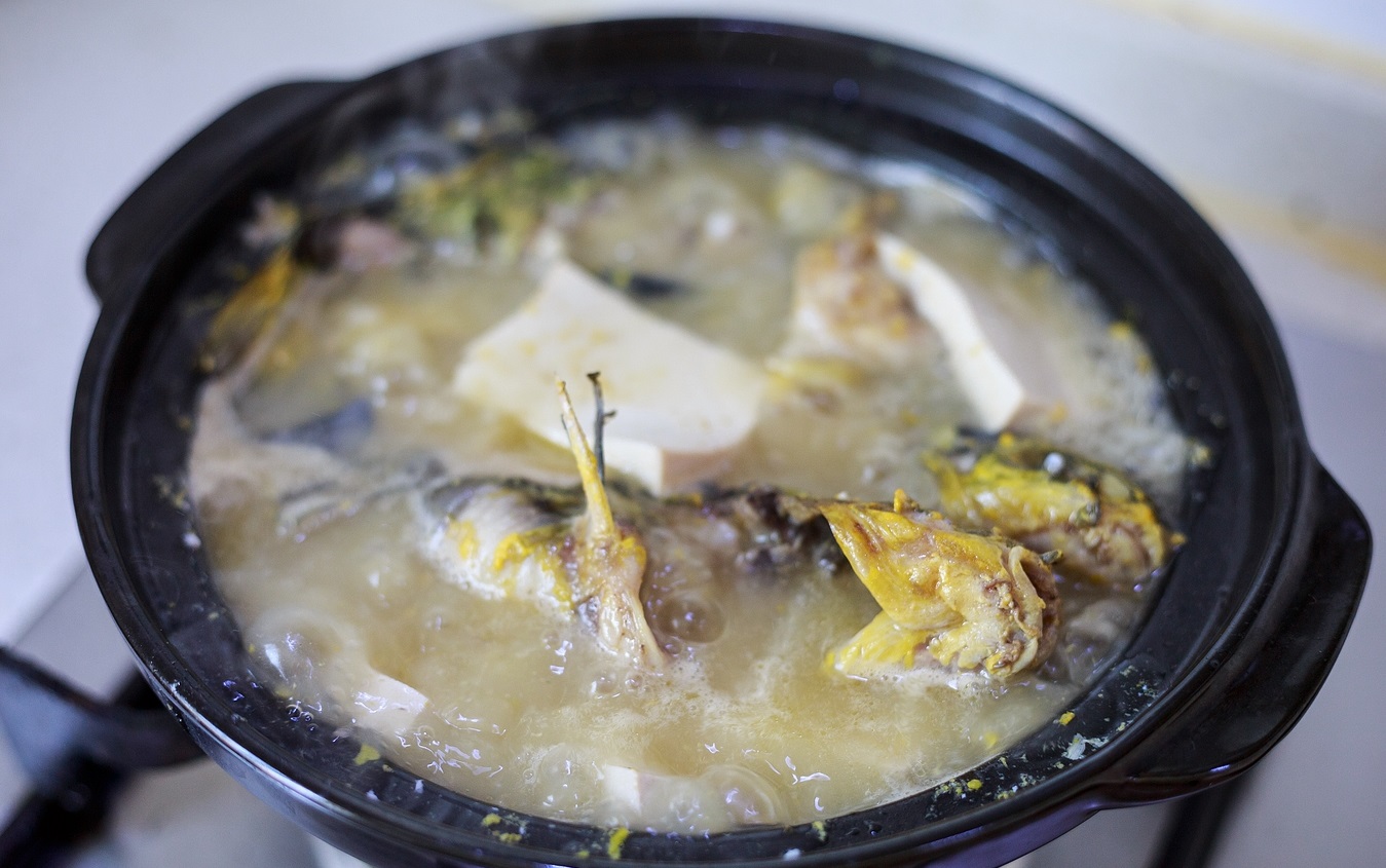 这才是鱼汤最好吃的煮法 汤浓味香一次两大碗好喝不腻