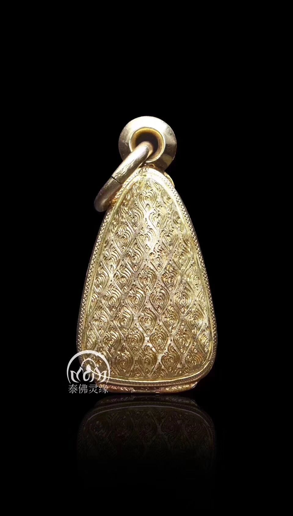 龙婆银小锄头图鉴,泰国佛牌小锄头,佛牌小锄头