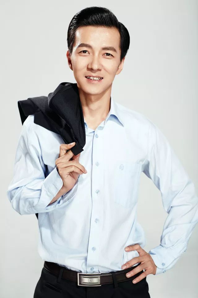 朱元浩进组《决胜法庭》变身"坏小子"遭庭审?