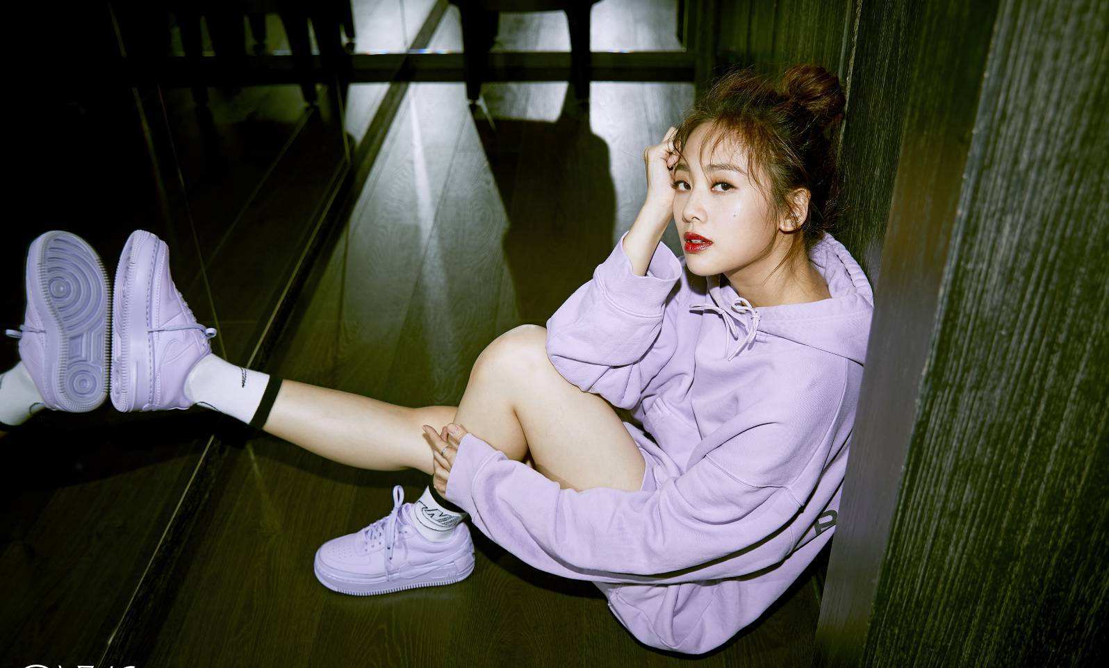 从歌手到演员的吴映洁,这一路让人心疼