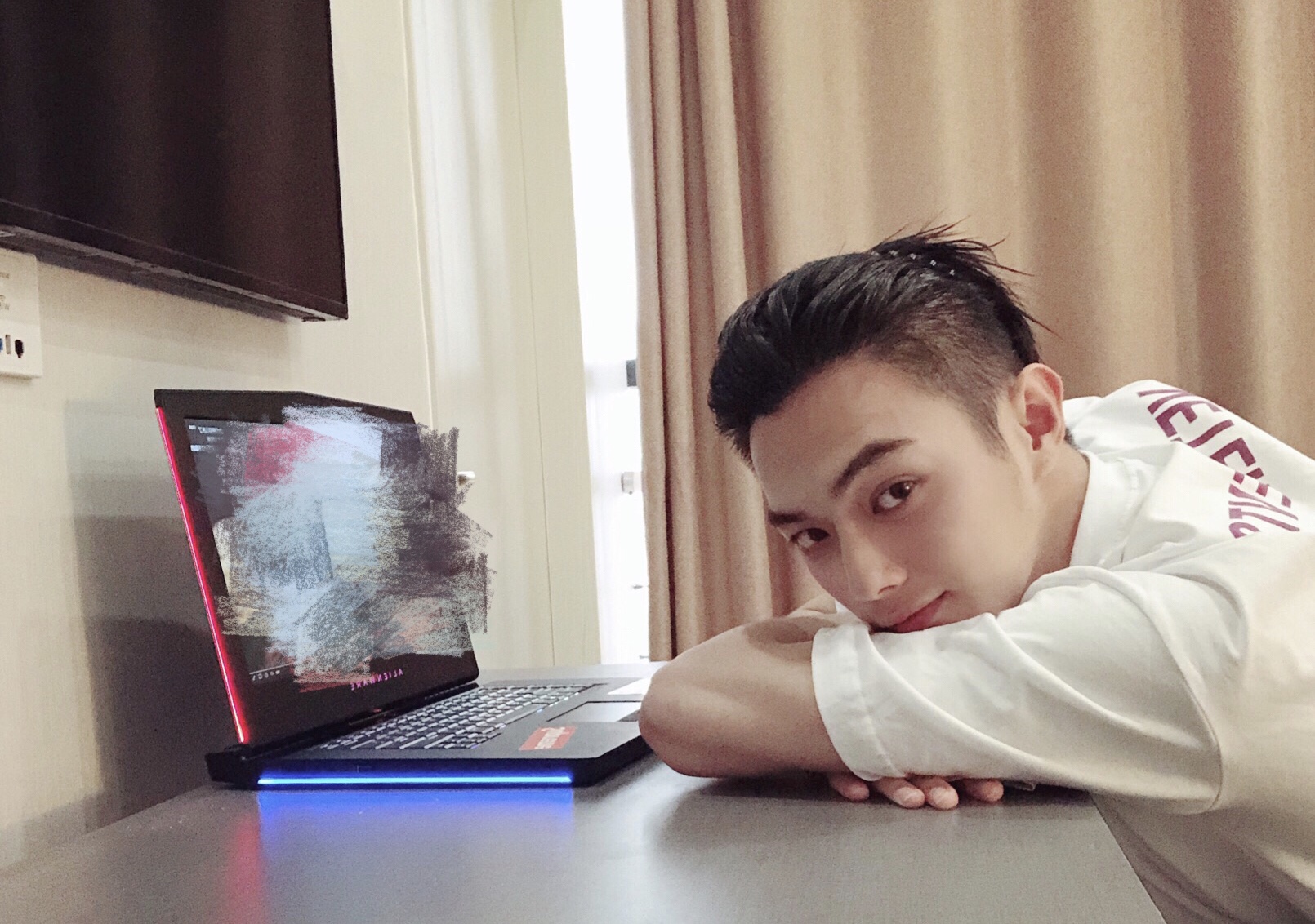 被傅恒圈粉?可是现实中的许凯实在是太渣了