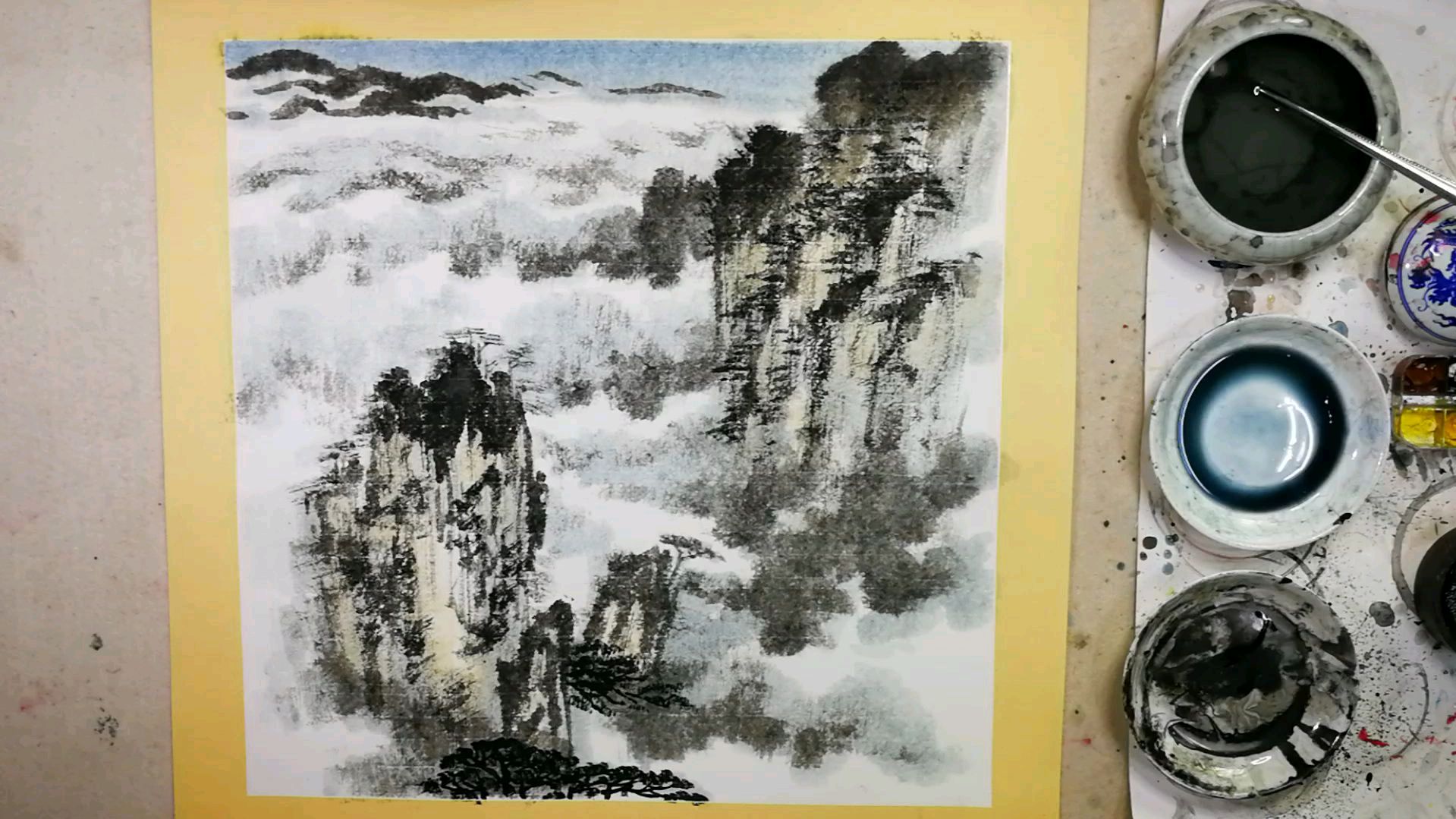 国画普及课堂山水画。第四章水和云的画法。第十节创作参考3/3