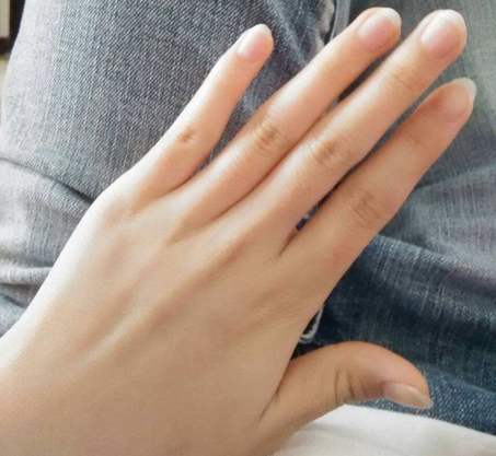 农村俗语:"手指短而粗,终身必忙碌",有道理吗?看完明白了