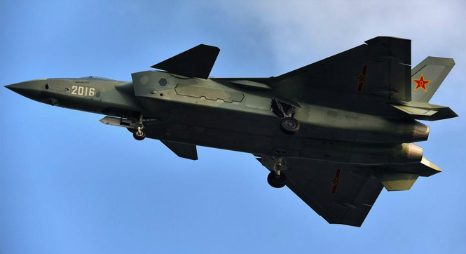 歼20为什么不可以作为舰载机上航母?因为它"太大太重"了