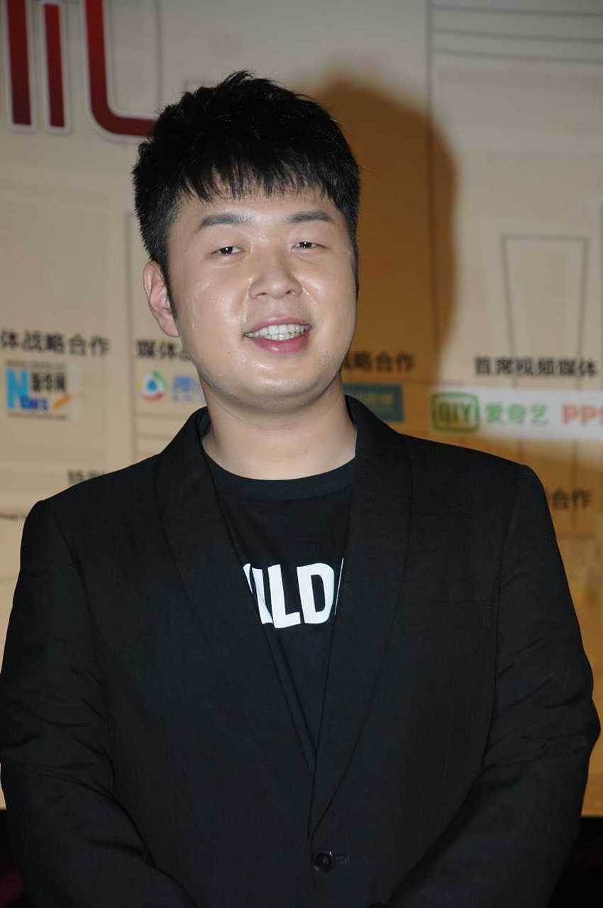 娱乐资讯# 参观杜海涛的家,身价过亿住宅这么普通,钱都交给沈梦辰管