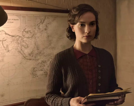 电影《至暗时刻》反应丘吉尔试图改变世界历史进程,非常精彩!