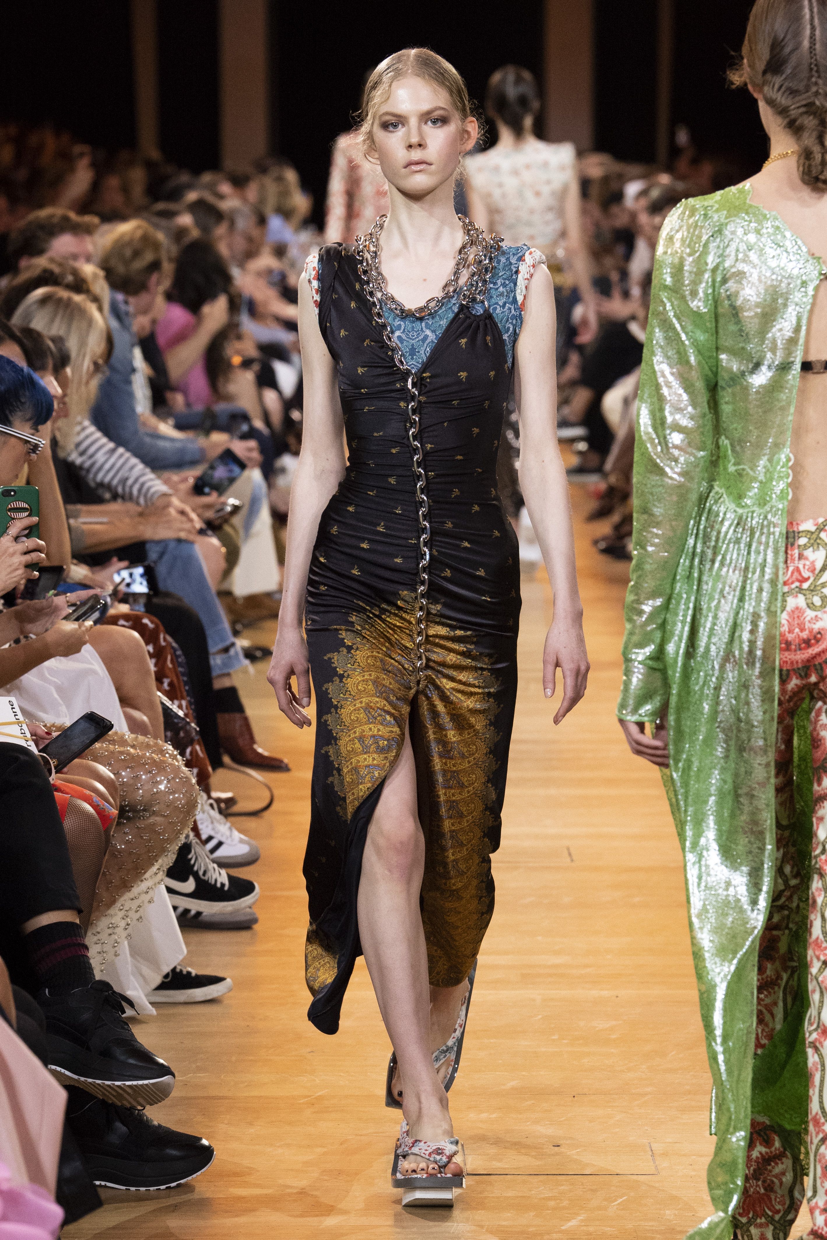 巴黎时装周——paco rabanne品牌时装秀(2)