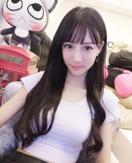lol圈三大实力女主播:豚豚大魔王多亏uzi,这两位成名已久!
