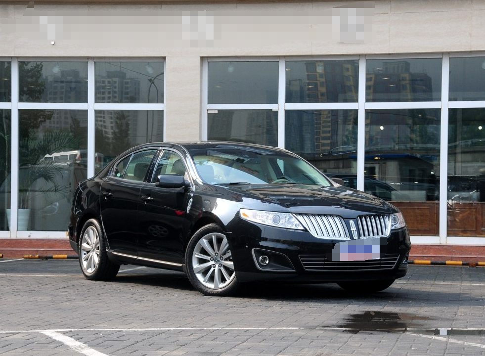 林肯mks,外观设计精美,内饰优雅精致,十分耐看