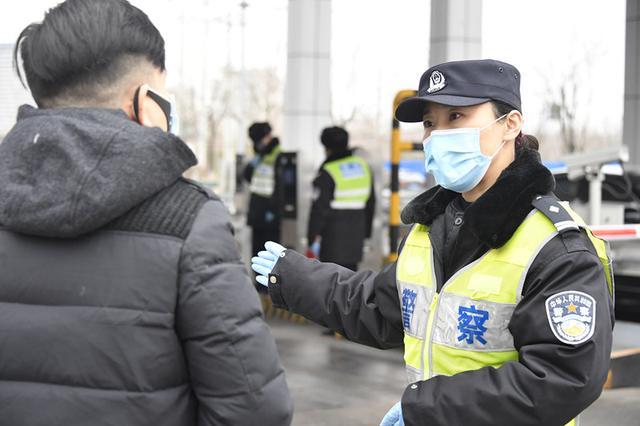 通州白廟北檢查站民警衝鋒戰