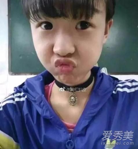 "抖音"这个短视频为啥会比快手还要火呢?据说与一个网红有关!