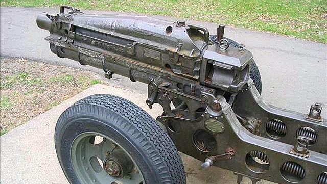 二战数量稀少但可靠耐用的m1式75毫米榴弹炮,炮身就像肿起来一样
