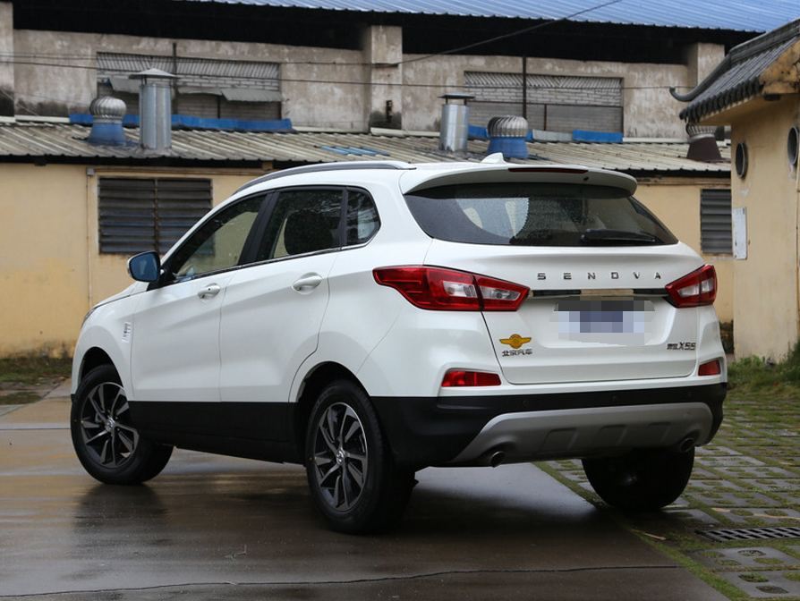 外观时尚大气的的绅宝x55,简约中尽显个性!