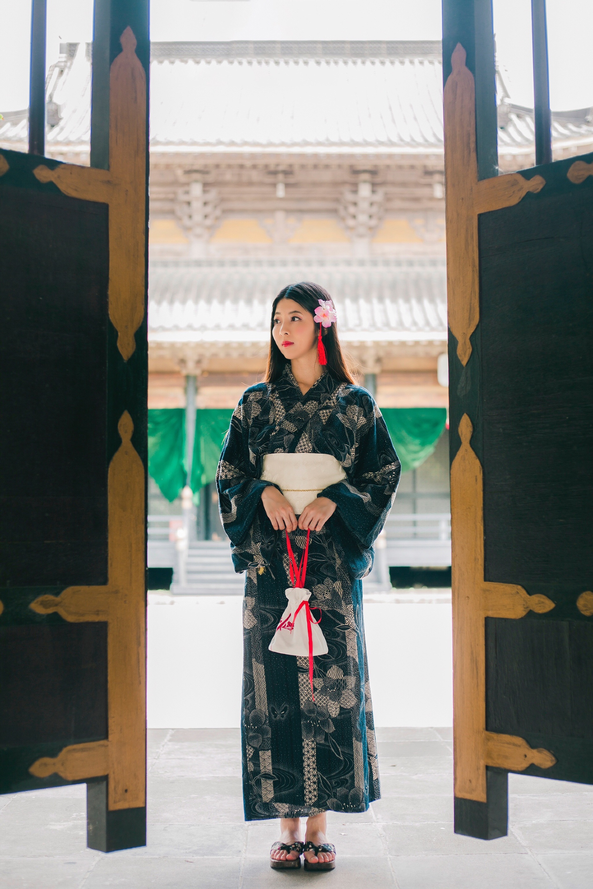 穿上和服的小姐姐你还喜欢她吗