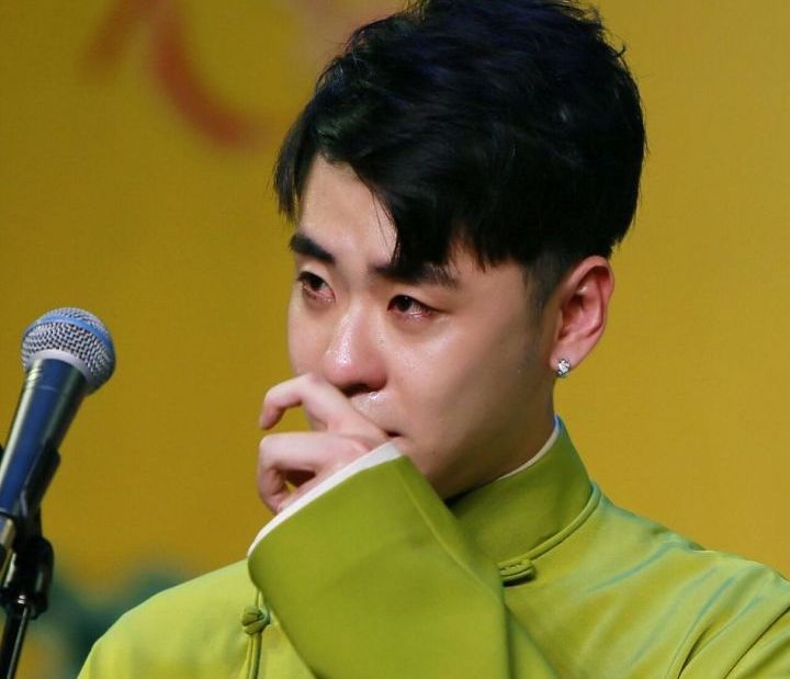 德云社烧饼借舞台指责张云雷粉丝来主持公道,其实却是助纣为虐!