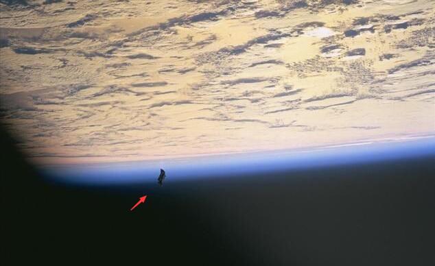 浅谈"黑骑士卫星"的传说