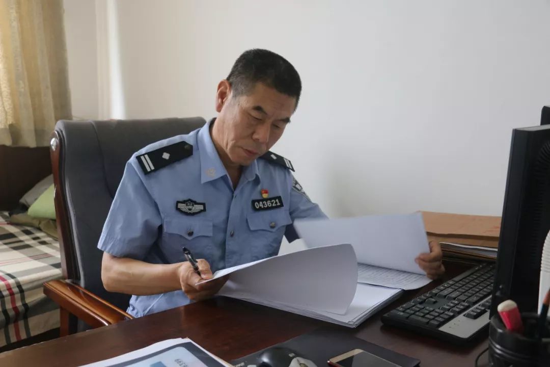 最美干警——记雄县公安局张立新