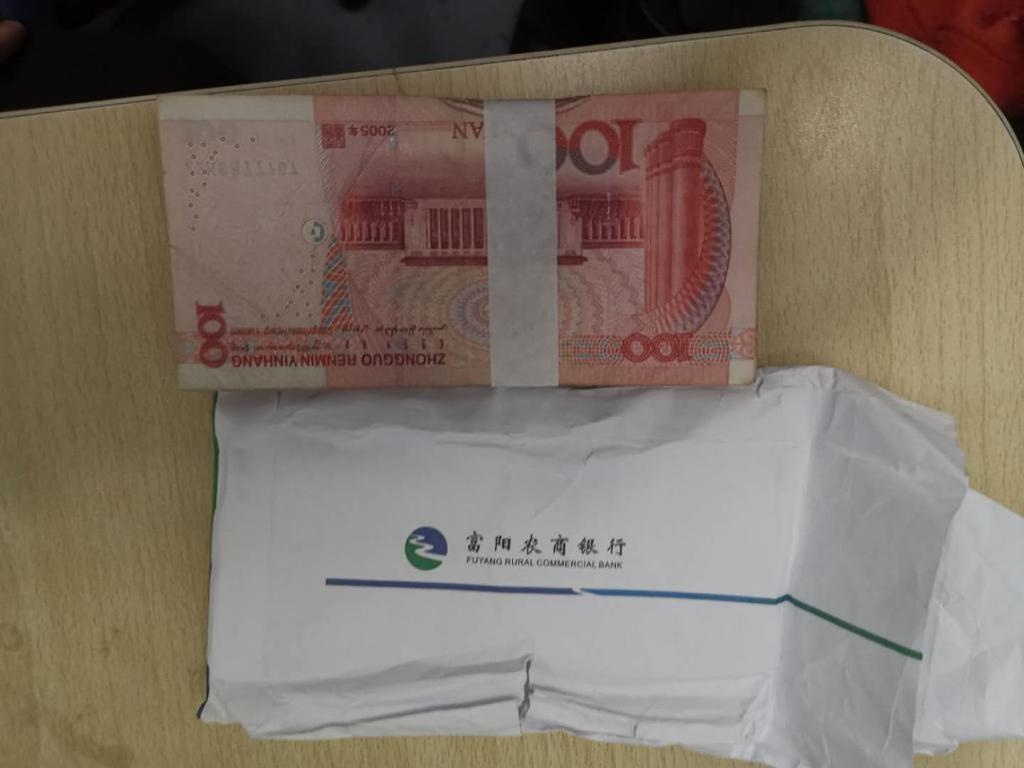 怀化64岁大妈枕着4000块钱睡觉,第二天报警说钱不见了,警方:查查你的