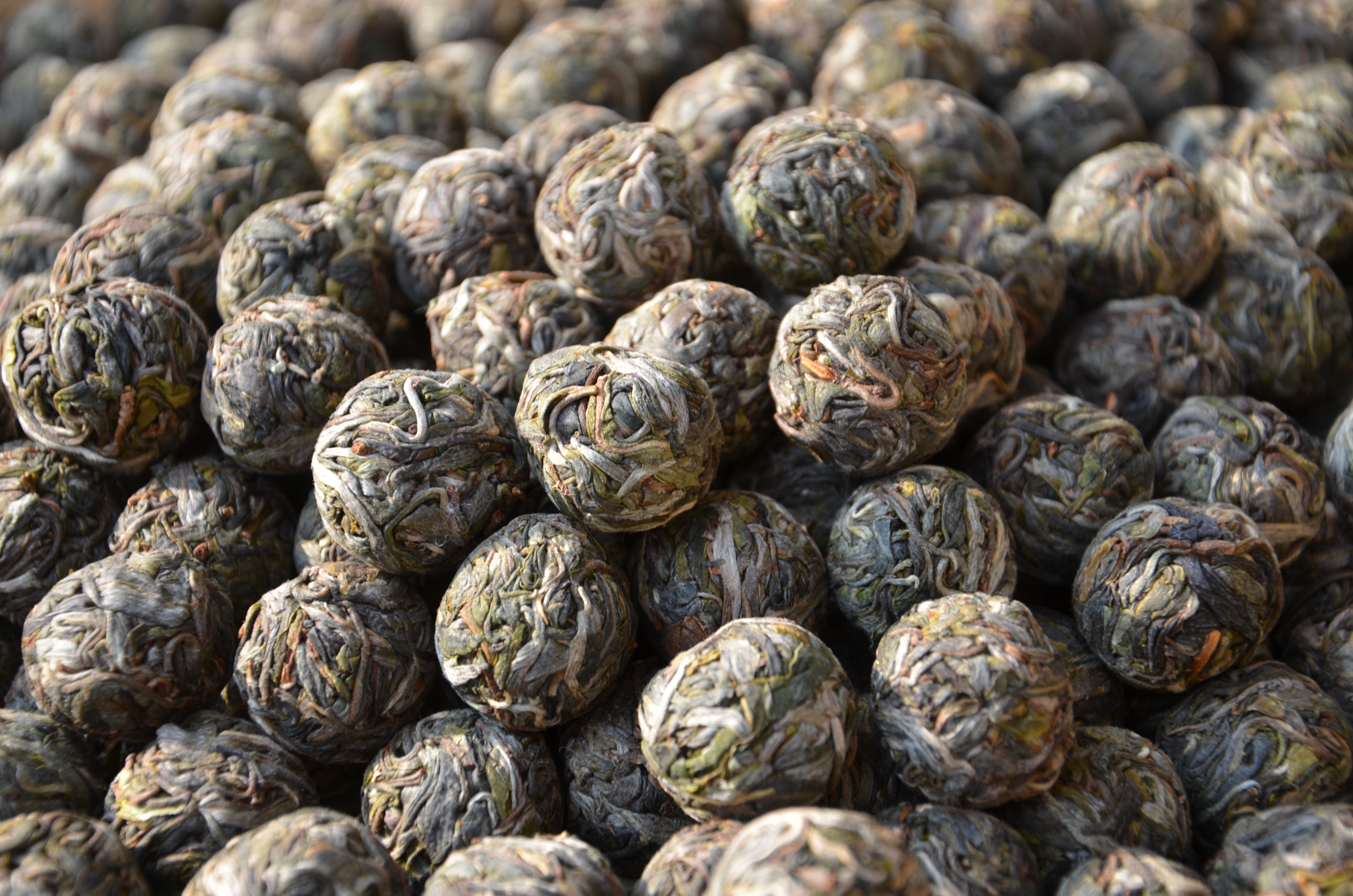 易武庆丰号龙珠,付出总有回报,易武小产区精品普洱茶