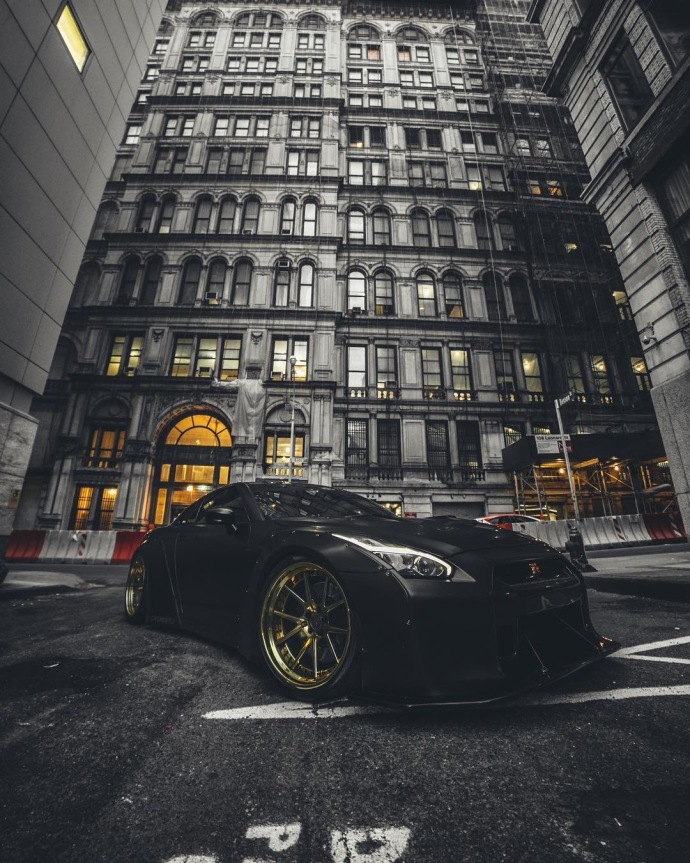 nissan gtr r35 黑武士