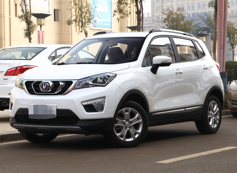 给大家分享一款长安cs15