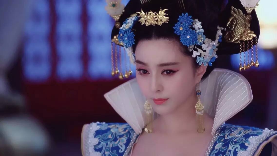 今年最火爆的4本女尊小说,傲娇女帝被夺帝位,却不甘成为病秧子