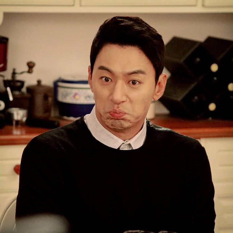 玄彬也被卷入:张东健与朱镇模的情色对话曝光,被称中年版郑俊英