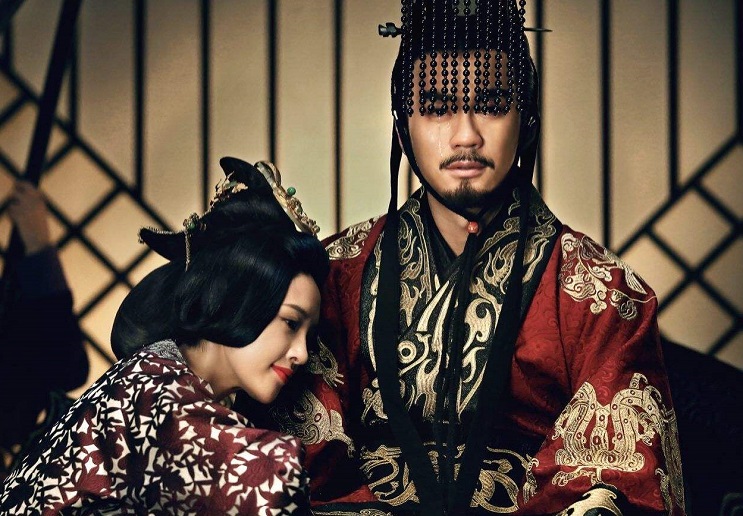 三国时期,为何曹丕舍弃甄宓而独宠郭女王?郭女王以前