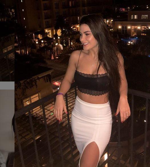 罗马里奥携22岁女友亮相,两人相差31岁