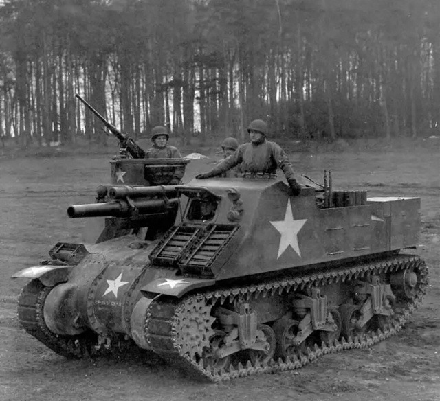 二战美军火炮支柱,m101式105毫米榴弹炮,没想到还有德国血统