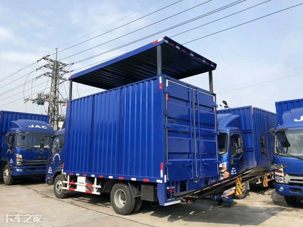 轻卡上牌难,多个品牌开始采用原厂货厢