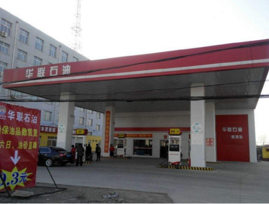 为什么民营加油站的油价总便宜一两块?听师傅一说,后悔才知道