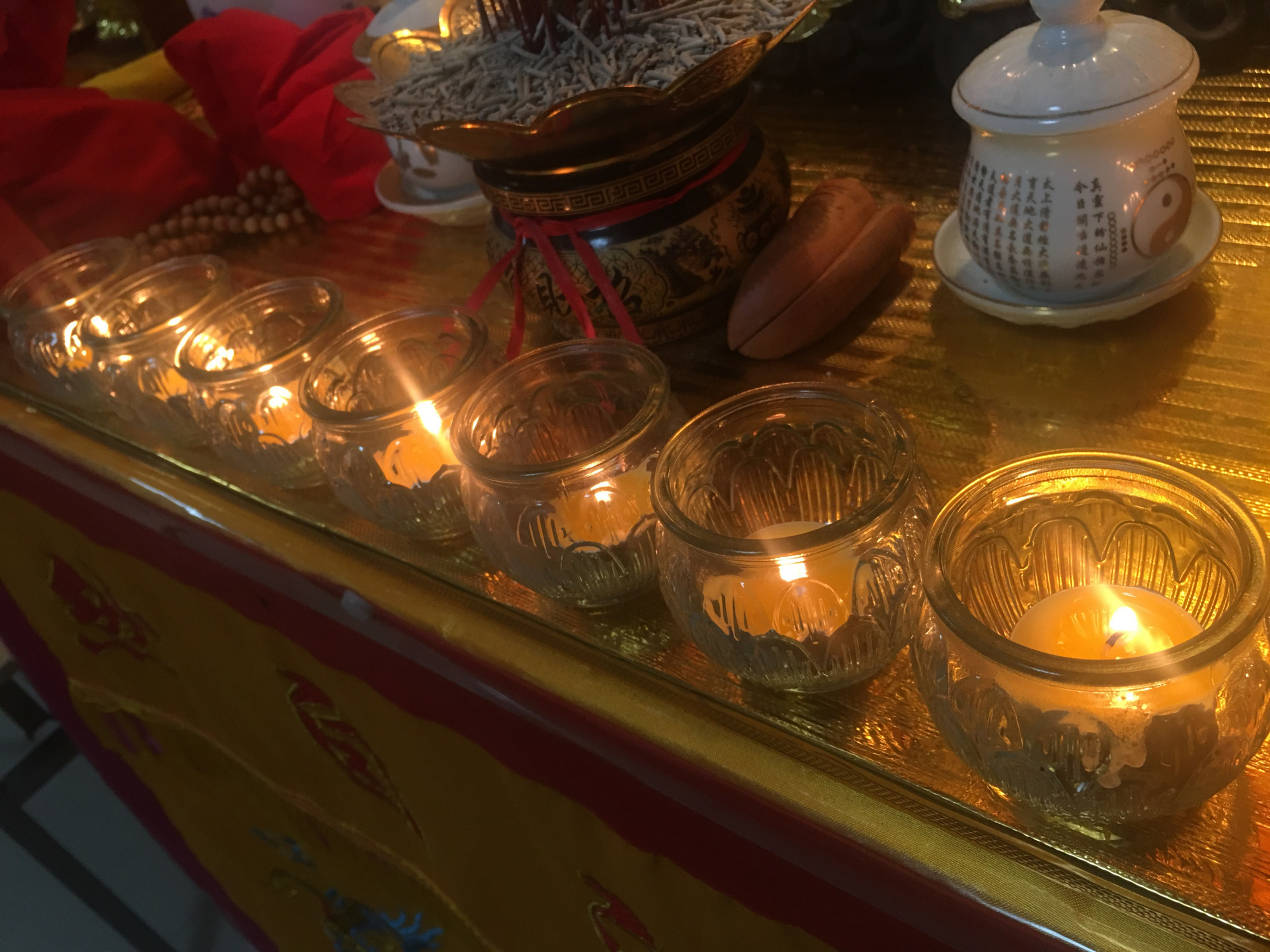 每日神佛菩萨前供灯祈福!见者得福!