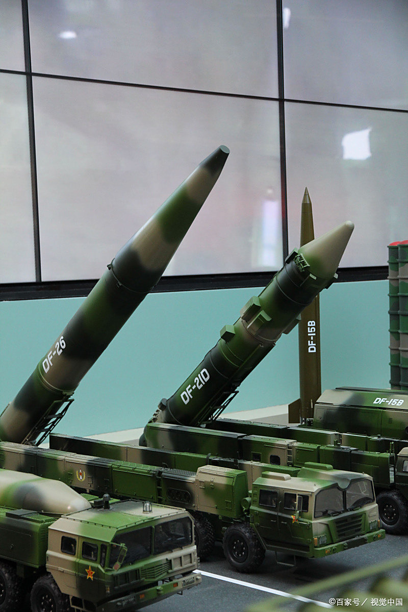 火箭弹东风90核弹图片迷彩导弹图片yj91反辐射导弹rlm116导弹军品显示