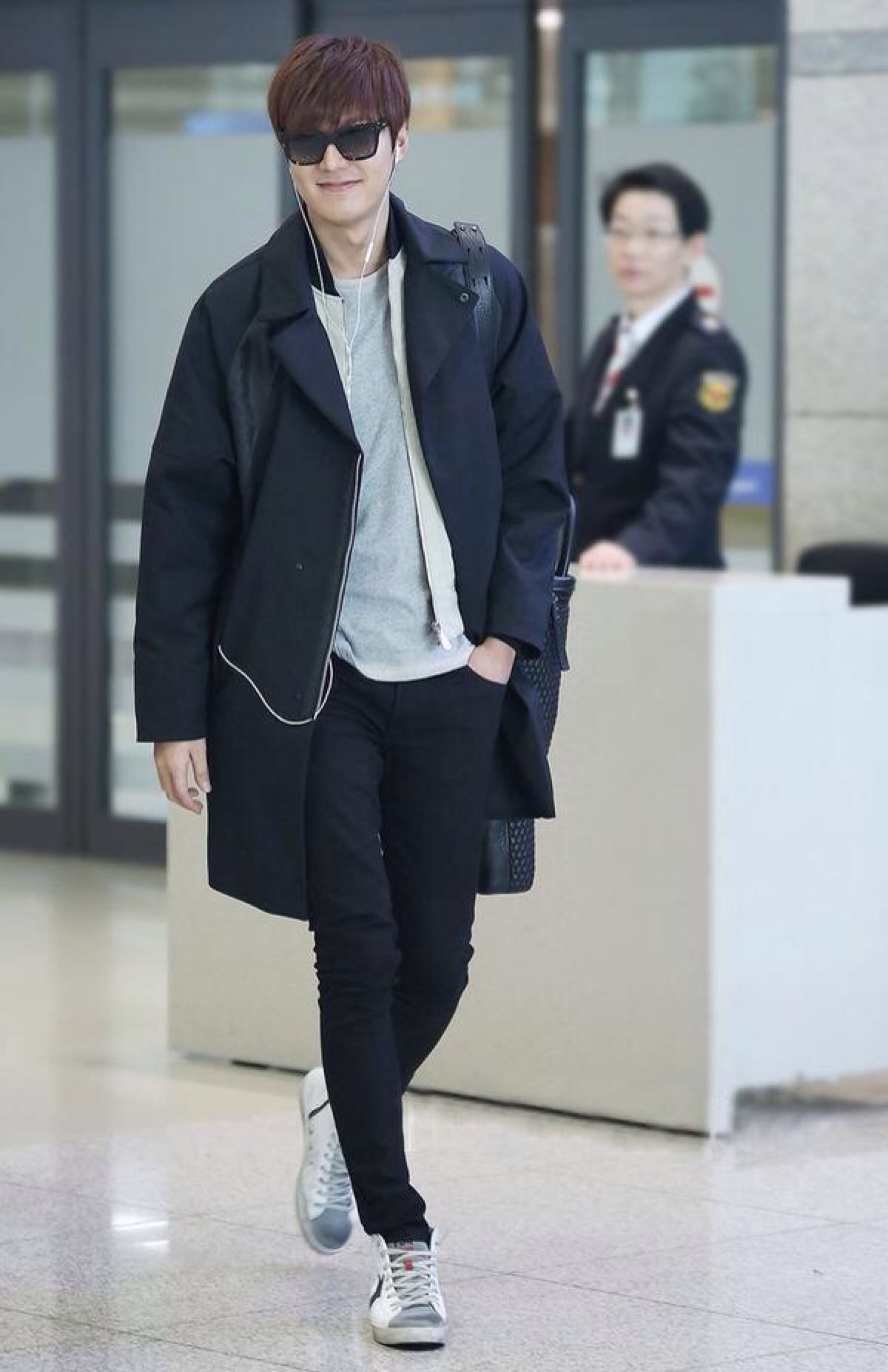 说到李敏镐,我们就会想到他真的是娱乐圈行走的画报了,不管怎么拍都