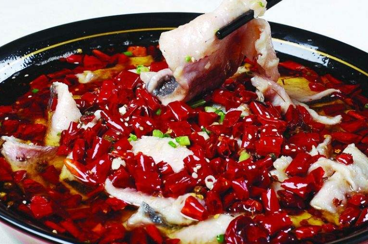 香辣水煮鱼,一道美味的川味菜肴,今晚就去尝尝吧