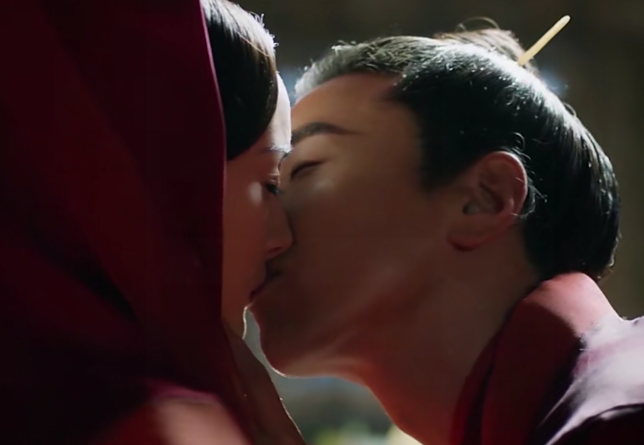 《三生三世》白浅夜华七场经典吻戏,前六次甜炸了,图七辣眼睛?