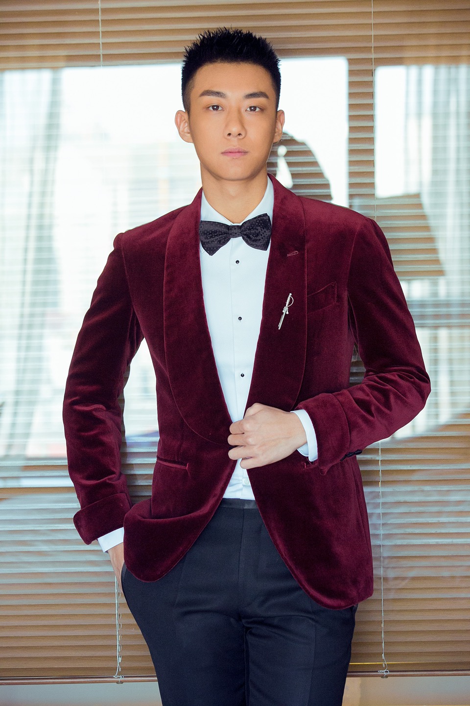 高至霆获年度惊喜男演员 不忘初心初露锋芒