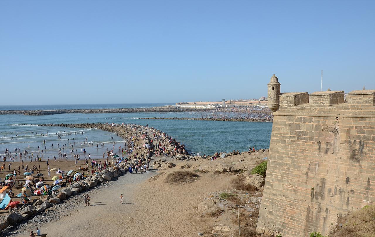 旺托罗山可以俯瞰整个努美阿城区,是很受欢迎的看日落的地点